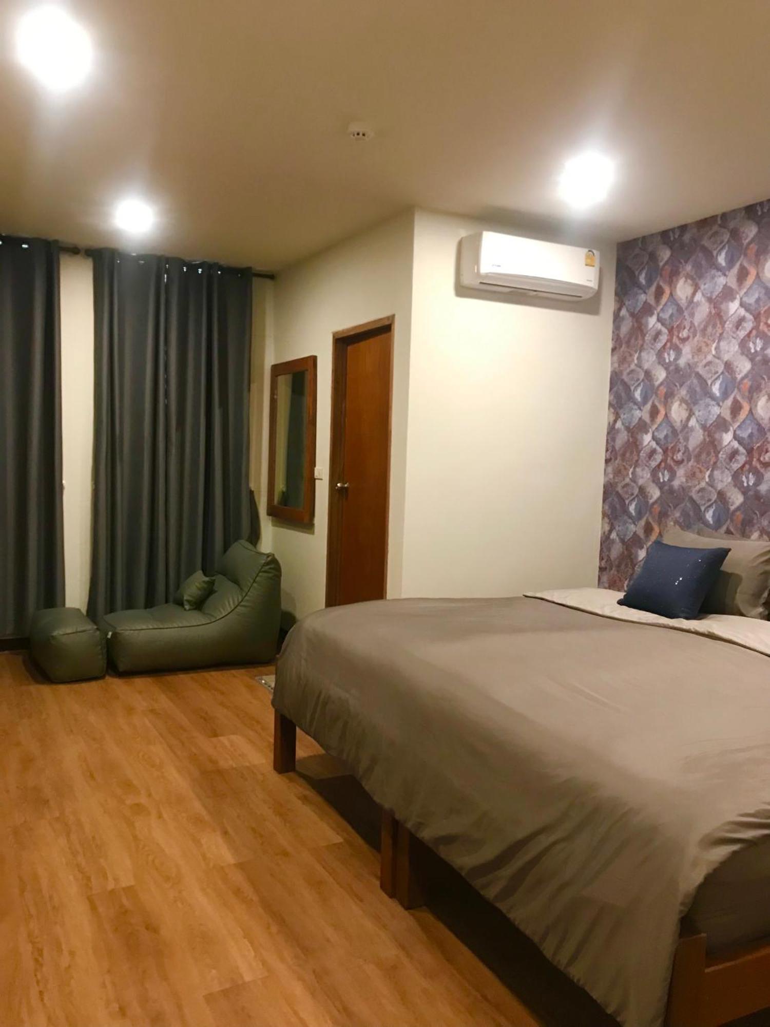 Chern Chiangmai Boutique Hotel Csiangmaj Kültér fotó